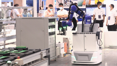 6.搭载六维力感知技术的米乐m6复合机器人.gif