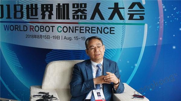 曲道奎谈米乐m6：时代机遇下的奋起