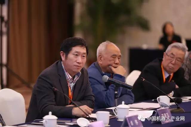 2016中国物流装备产业发展大会暨中国物流装备企业家年会隆重召开 米乐m6荣获三项大奖