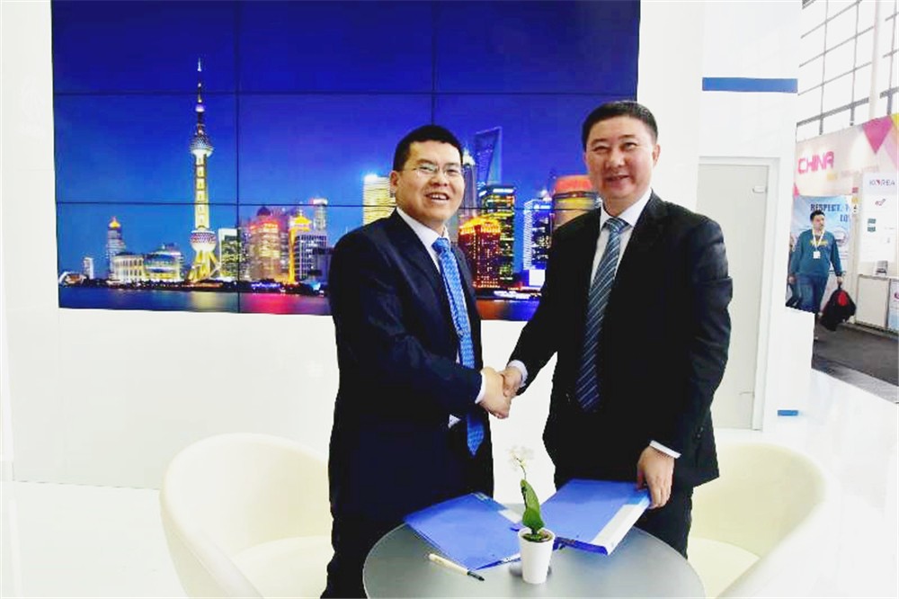 百般红紫共芳菲——米乐m6与新疆众和签署谅解备忘录及合作意向书
