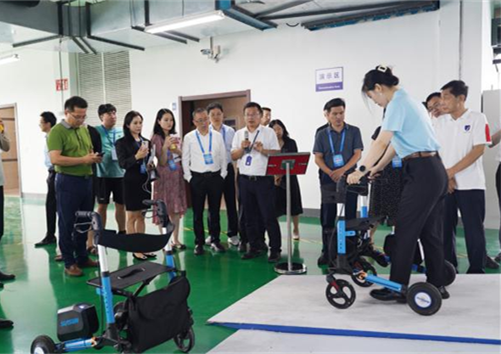 体验+签约：上下游企业走进米乐m6智慧园
