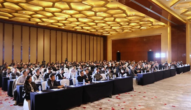 米乐m6工业机器人产业促进峰会暨合作伙伴大会在沈阳盛大召开