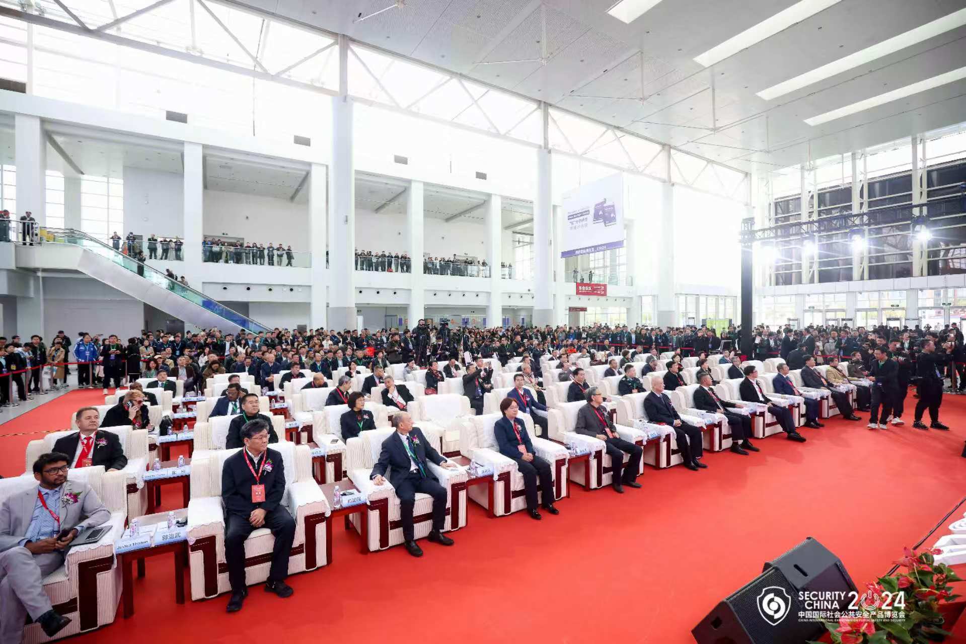 AI大模型+城市运营，PA直营龙智“数字安全员”亮相北京安博会！