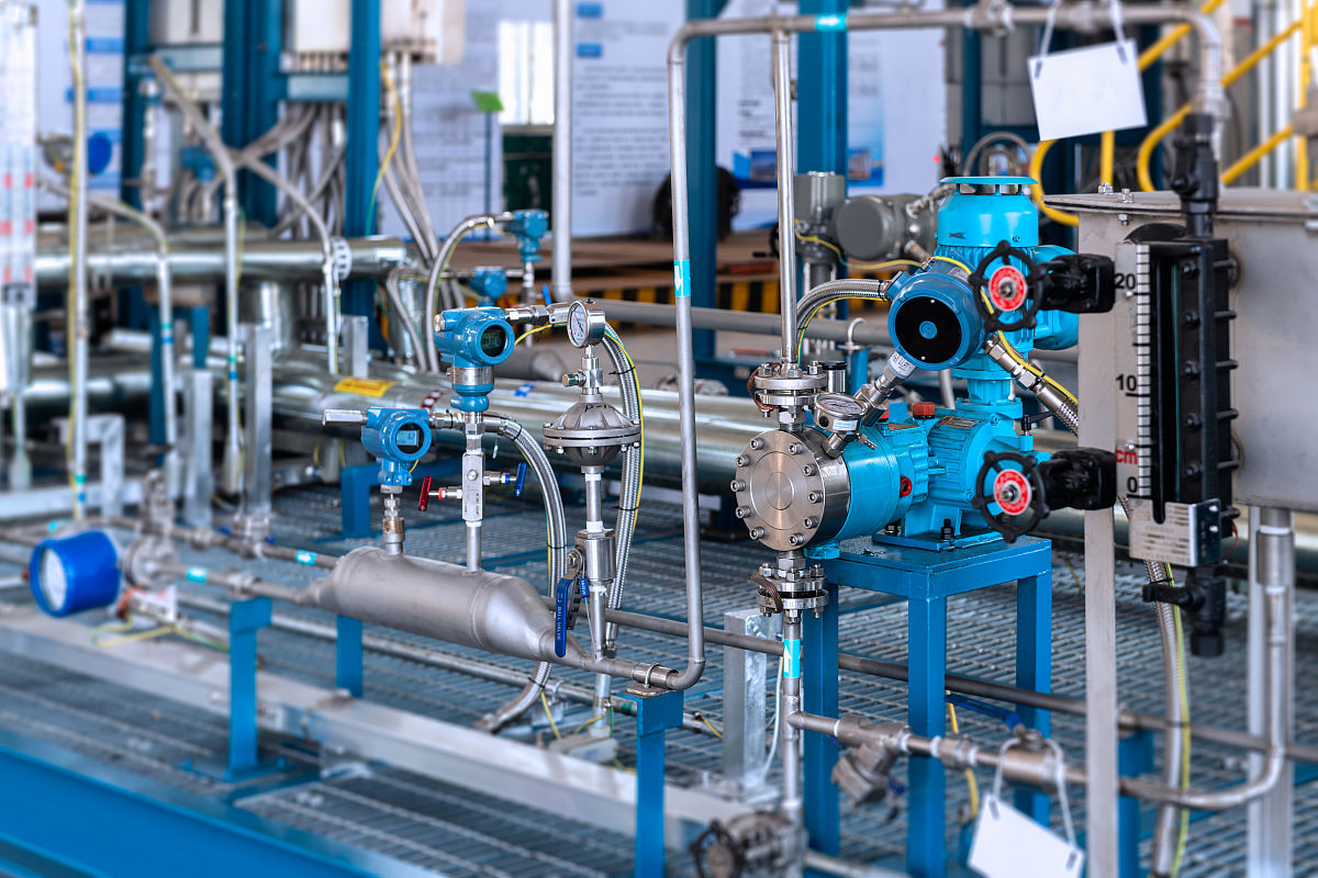 或因线路及超出本公司控制范围的硬件故障或其它不可抗力而导致暂停服务