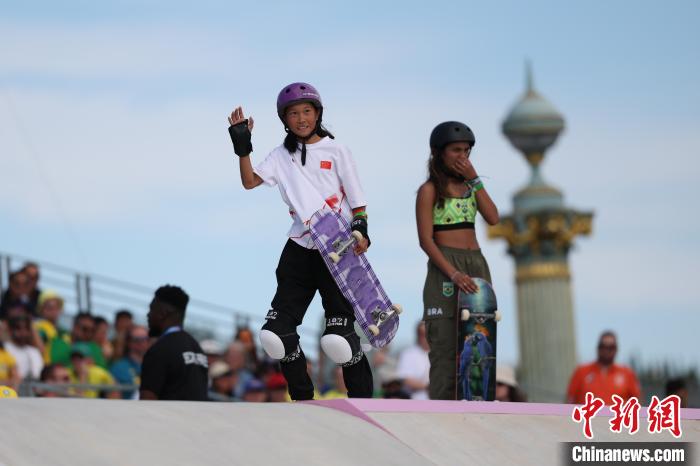 14岁崔宸曦巴黎奥运摘银创中国滑板奥运最佳战绩