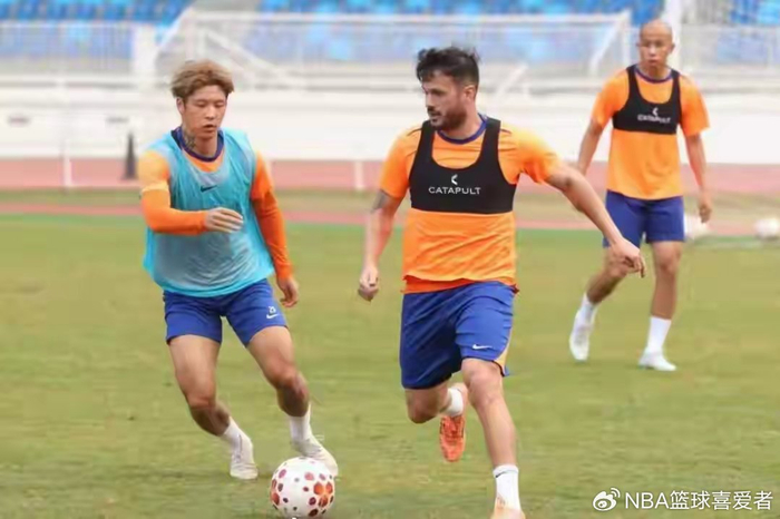 山东鲁能三轮0-4暴露进攻隐患，引援思路引争议