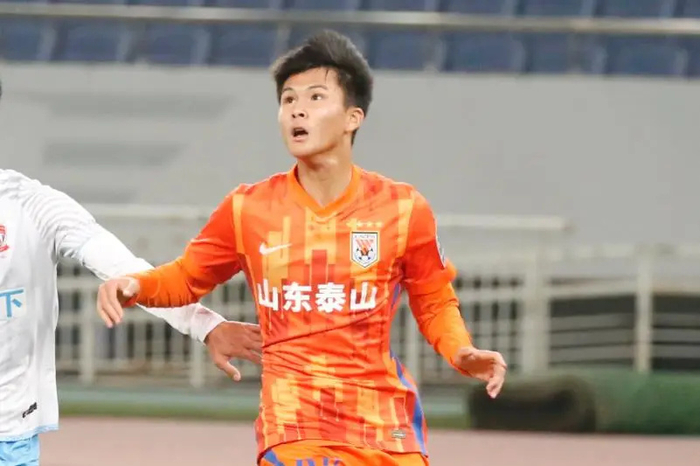 16岁小将陈泽仕中超首秀破门 山东泰山客场逆转